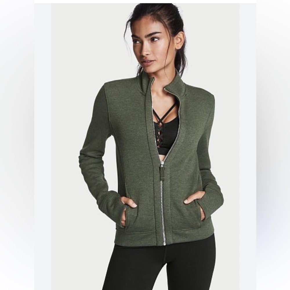 Victoria sport Women's Olive Green Jacket. S